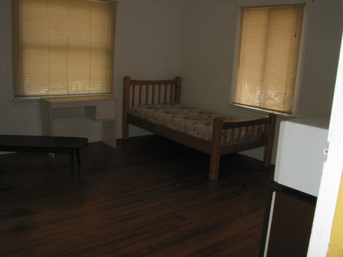 roommates in Berkeley Private Room in 13Bed.3Bath - cirtru.com