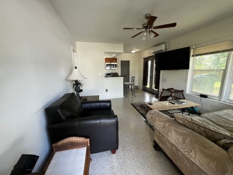 Entire Place 2Bed.1Bath