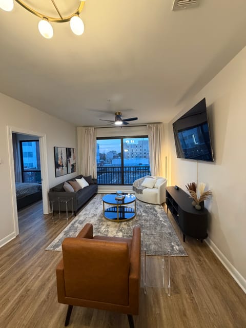 Entire Place 2Bed.1Bath