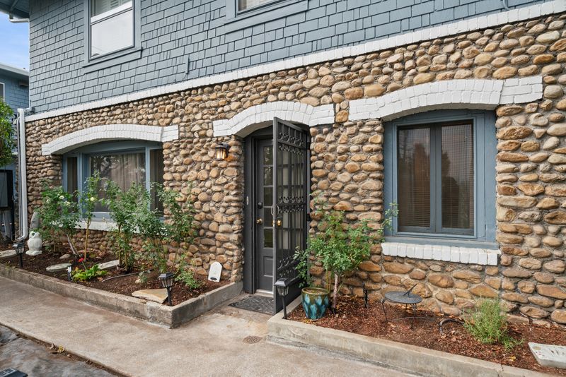 roommates in Medford Entire Place 1Bed.1Bath - cirtru.com