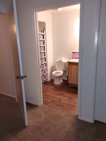 Private Room in 2Bed.2Bath