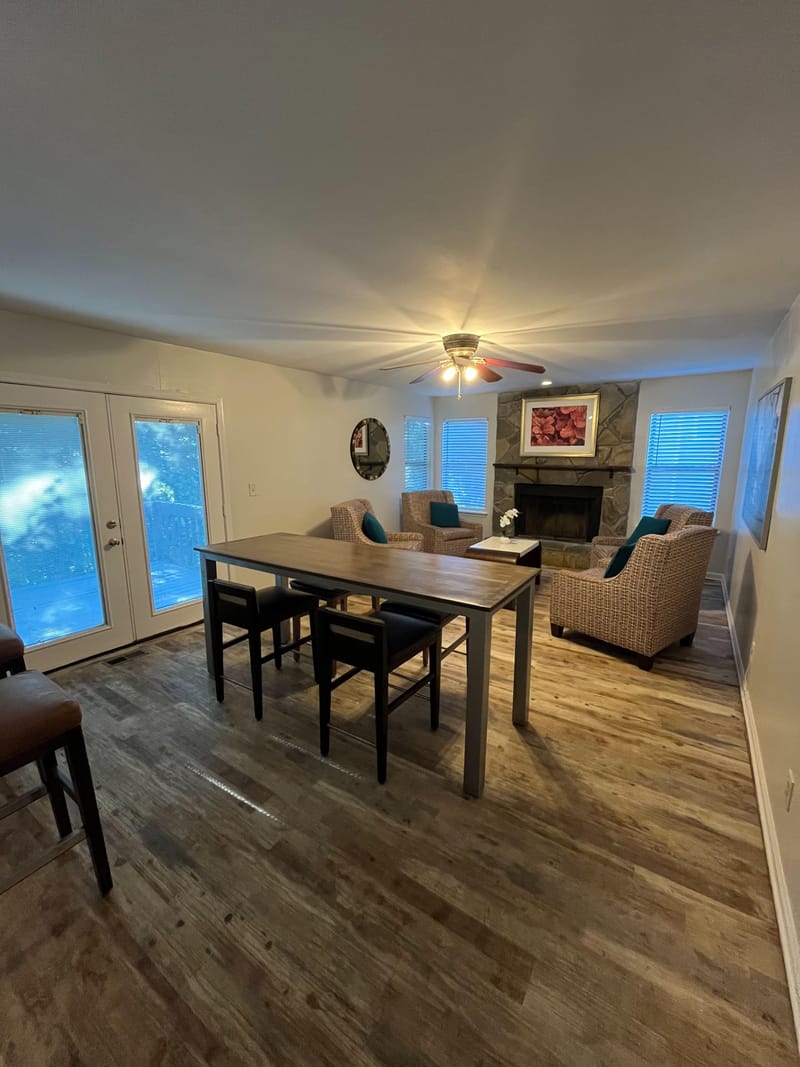roommates in Undisclosed, Stone Mountain, GA 30088 32" TV + Mini-Fridge in EVERY Room | 1200 Mbps FREE WiFi 
| 5 Min to MARTA
Stone Mountain, GA (id. 41779) - cirtru.com