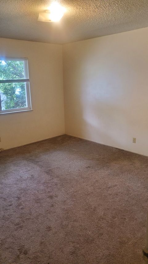 Private Room in 2Bed.1Bath