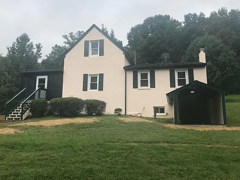 roommates in The Plains Private Room in 2Bed.1Bath - cirtru.com