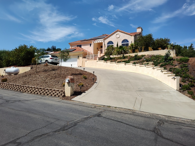 roommates in Escondido Private Room in 3Bed.2Bath - cirtru.com