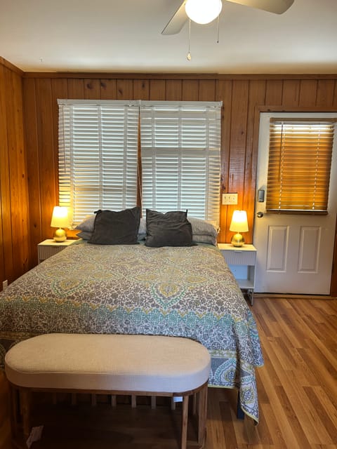 Private Room in 1Bed.1Bath