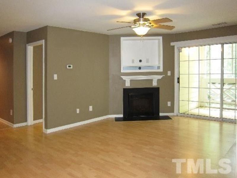 roommates in Chapel Hill Shared Room in 2Bed.2Bath - cirtru.com