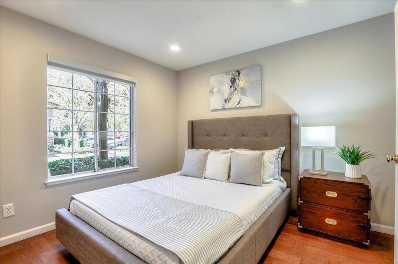 Private Room in 3Bed.3Bath