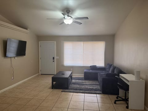 Live in Arizona City & Casa Grande (id. 37155)