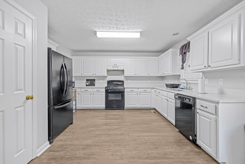 roommates in Undisclosed, Loganville, GA 30052 High-quality & comfortable home in Loganville Free Fast WIFI Cleaning Services Included Move-In Fees Waived‼ (id. 7904) - cirtru.com