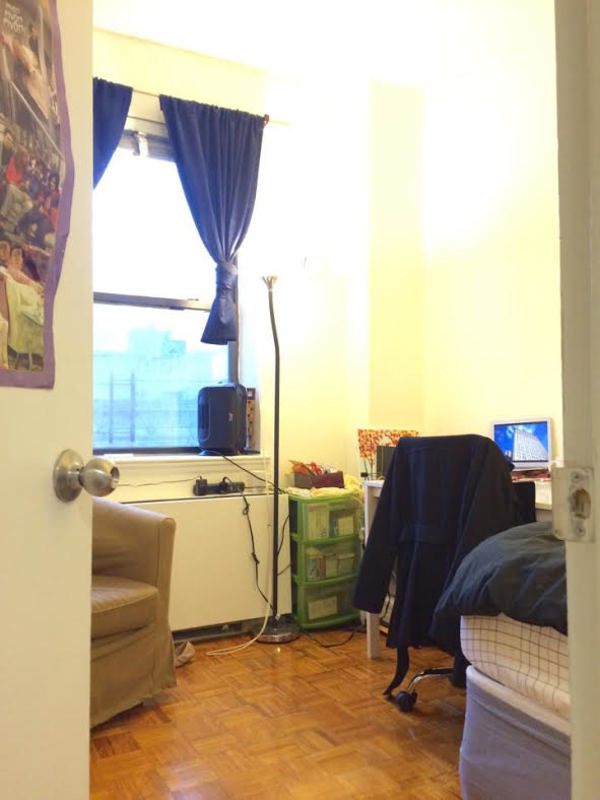 1 room available in June (flexible)