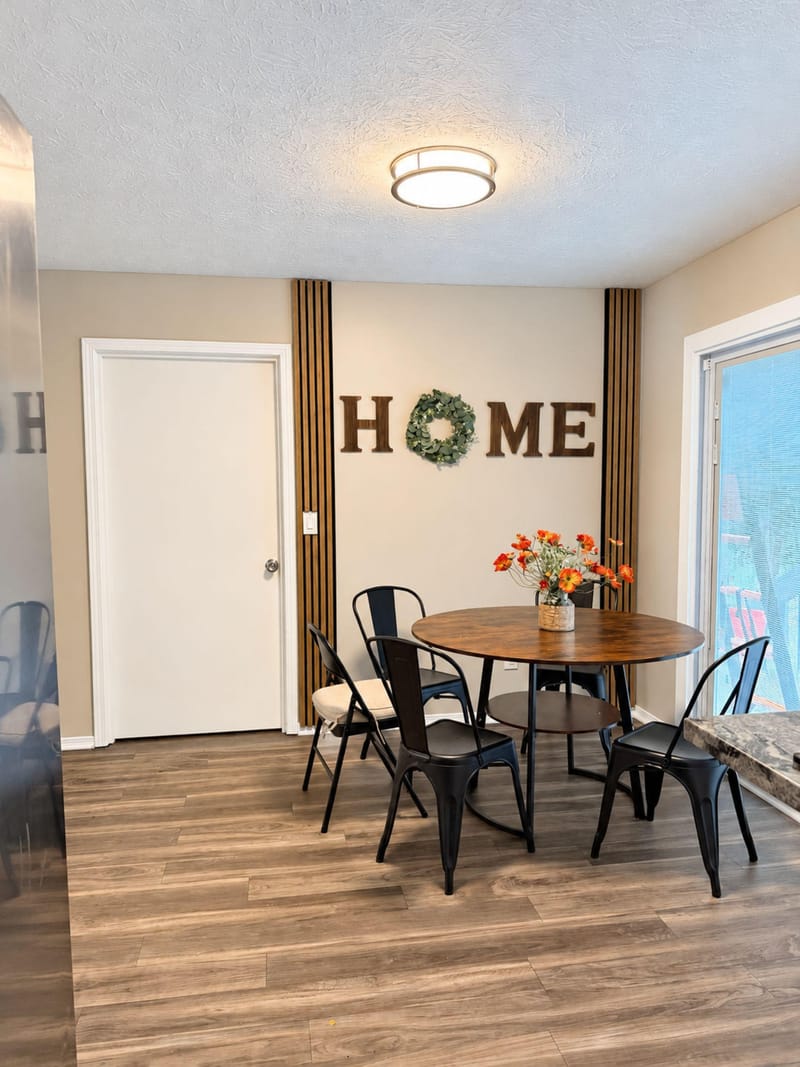 Live in Lawrenceville (id. 45987)