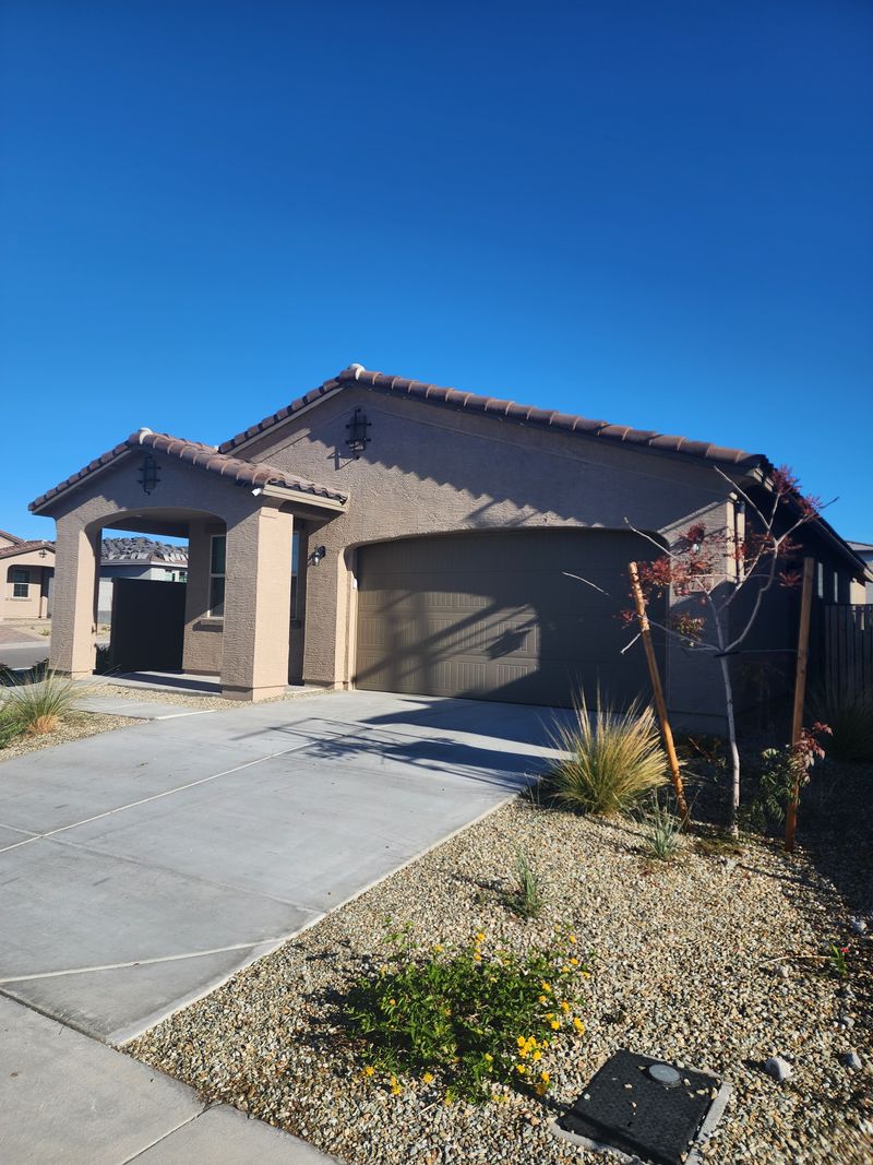 roommates in Goodyear Private Room in 3Bed.2Bath - cirtru.com