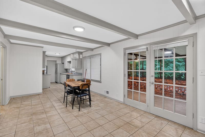 Newly Renovated & Spacious Home | Furnished Rooms Near Major Jobs (id. 38062)