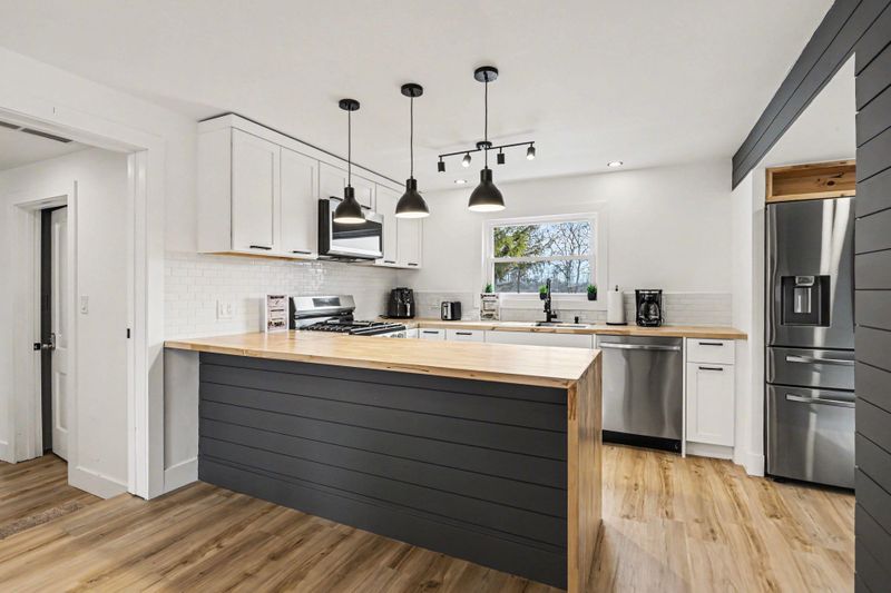 roommates in Undisclosed, Saginaw, MI 48603 Clean, Quiet, Professionally Managed Rooms (id. 26129) - cirtru.com