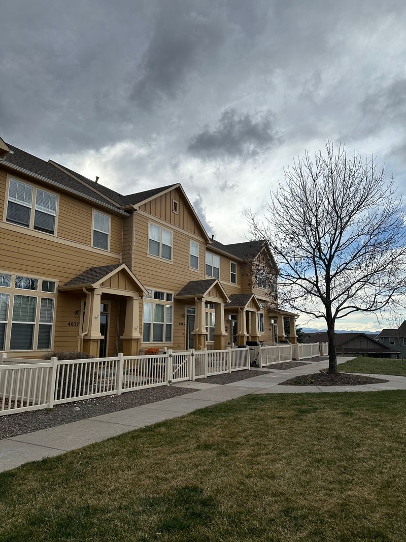 roommates in Castle Rock Room3Bed.2.5Bath - cirtru.com