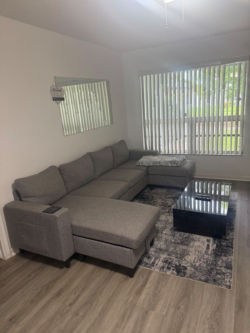 roommates in Undisclosed, Hollywood, FL 33021 Hollywood (id. 20988) - cirtru.com