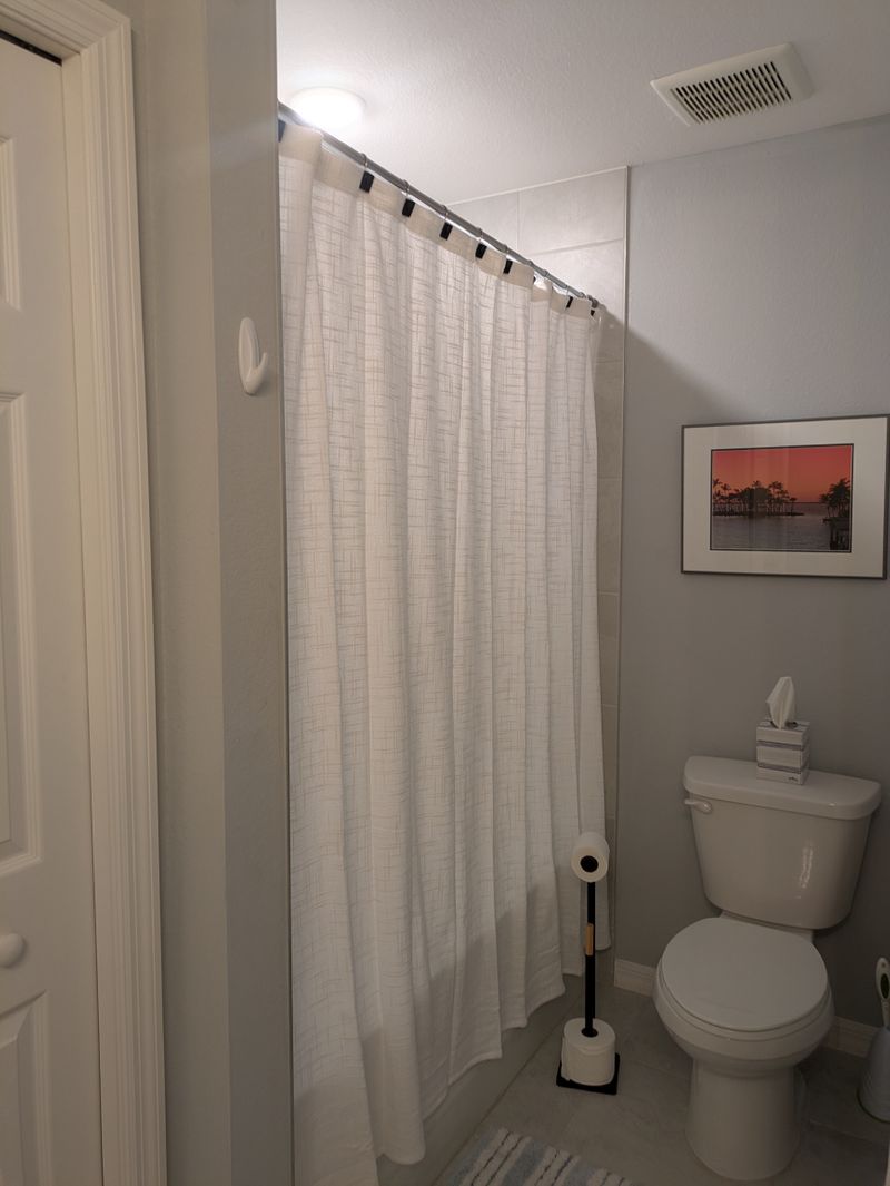 roommates in Cape Coral Private Room in 3Bed.2Bath - cirtru.com