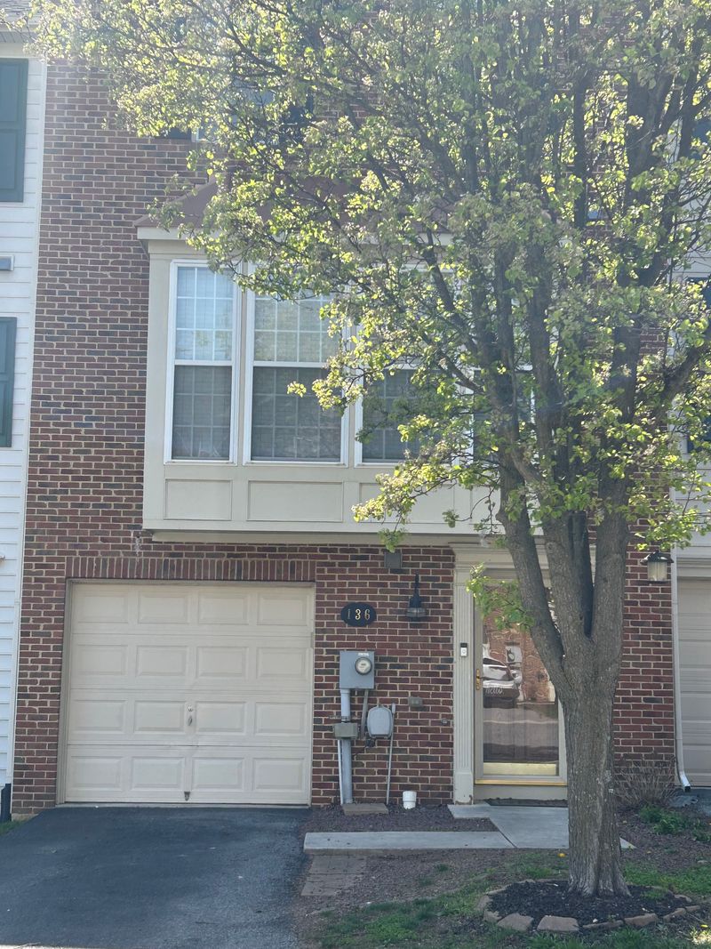 roommates in Falling Waters Shared Room in 1Bed.1Bath - cirtru.com