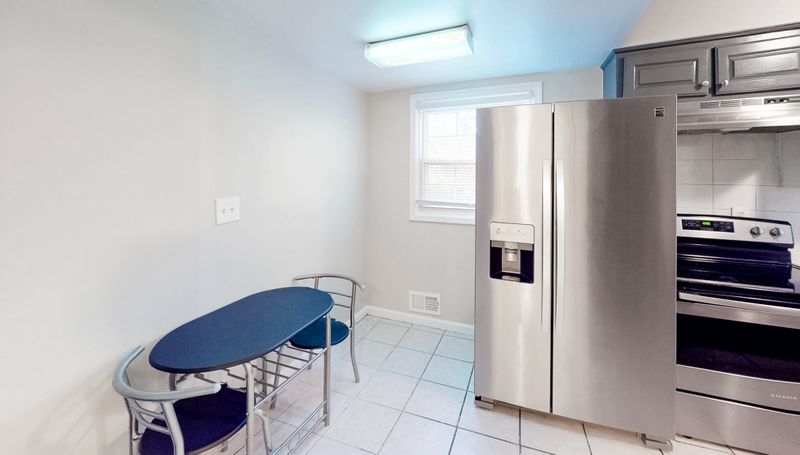 roommates in Undisclosed, Stone Mountain, GA 30083 Live in Stone Mountain, a 2 minute walk to bus stop S Indian Creek Dr & Colony East Dr (id. 502) - cirtru.com