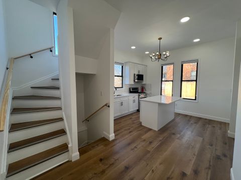 roommates in Weehawken Room5Bed.4Bath - cirtru.com