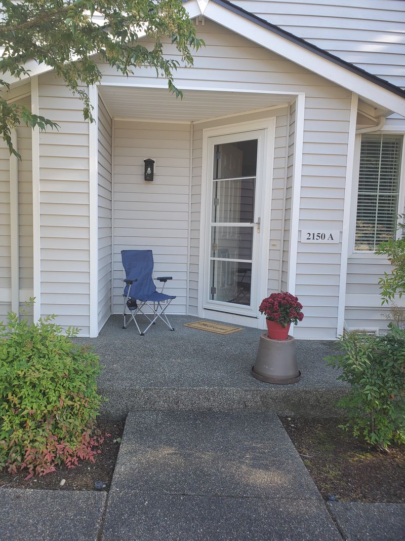 roommates in DuPont Entire Place 2Bed.2.5Bath - cirtru.com