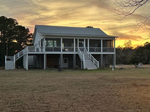 Entire Place 2Bed.1Bath