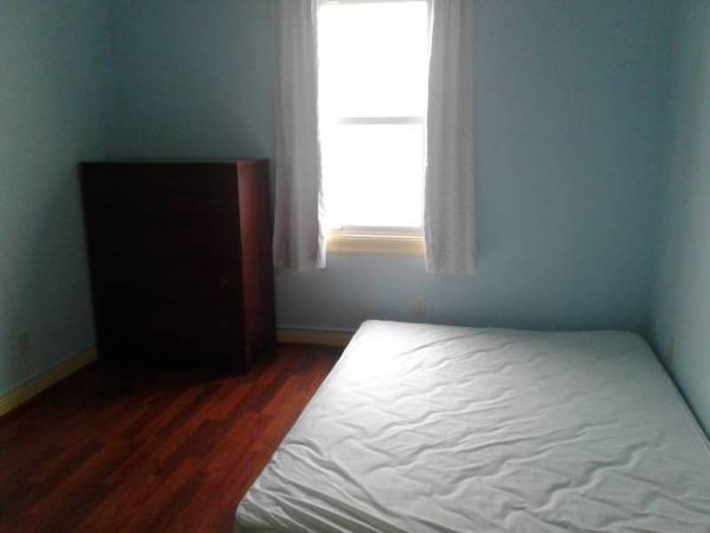Private Room in 3Bed.1Bath