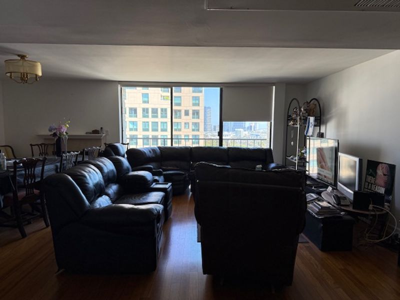 roommates in Los Angeles Private Room in 2Bed.2Bath - cirtru.com
