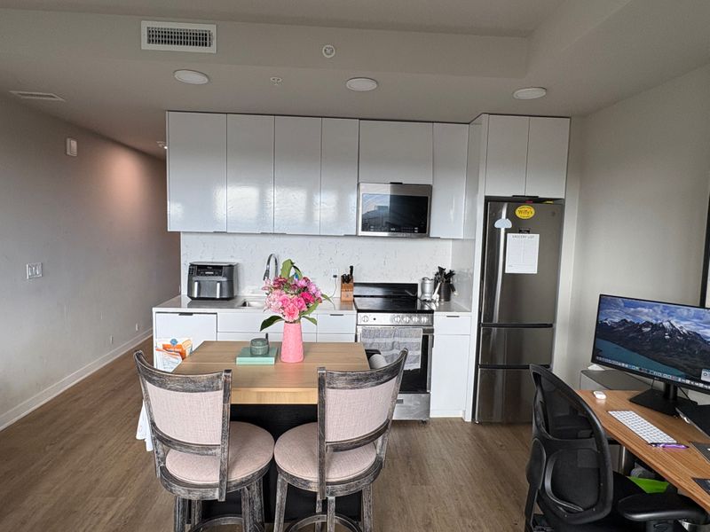roommates in Washington Entire Place 1Bed.1Bath - cirtru.com