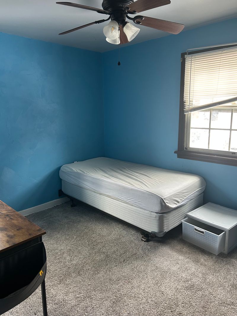 roommates in Pittsburgh Shared Room in 3Bed.1Bath - cirtru.com