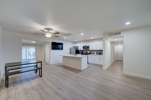 Tempe House with Dining area. Newly-renovated & comfortable (id. 8162)