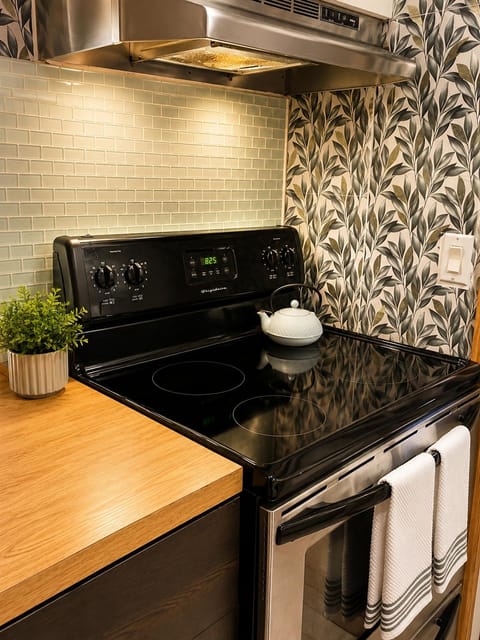 Live in College Park (id. 42740)