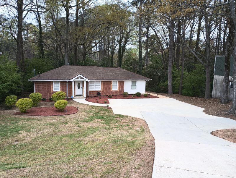 Whiterock Tucker neighborhood near Marta and major Hwys (id. 9956)