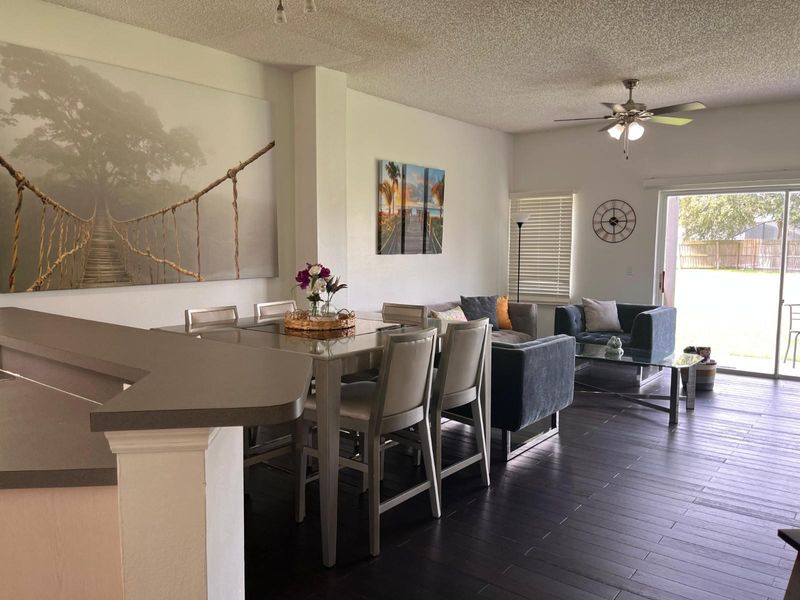 roommates in Undisclosed, Kissimmee, FL 34746 Kissimmee Home, a 15 mins drive to transit stop W Irlo Bronson Mem Hwy & Oren Brown Rd (id. 32832) - cirtru.com