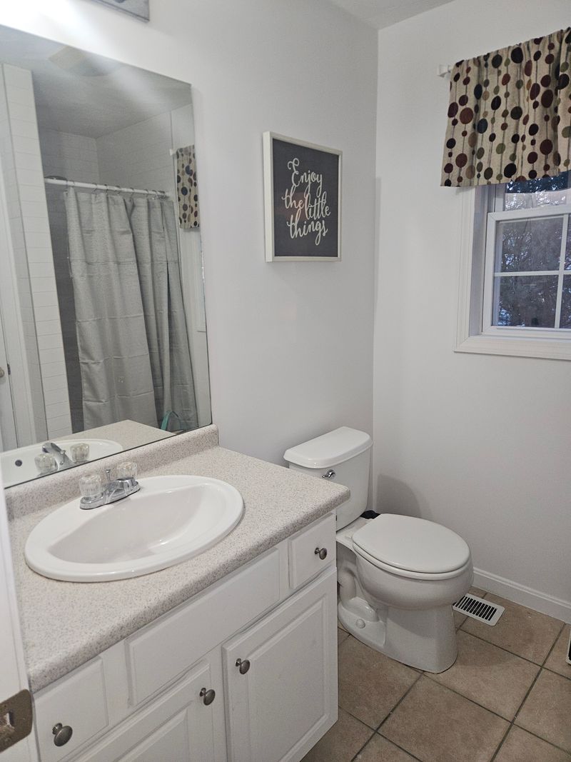roommates in Lowell Private Room in 1Bed.1Bath - cirtru.com