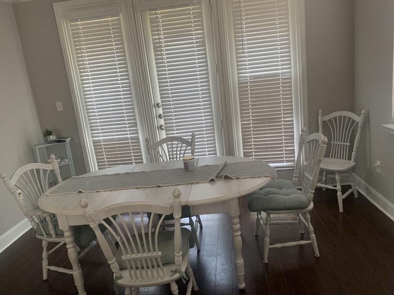 Private Room in 3Bed.3Bath