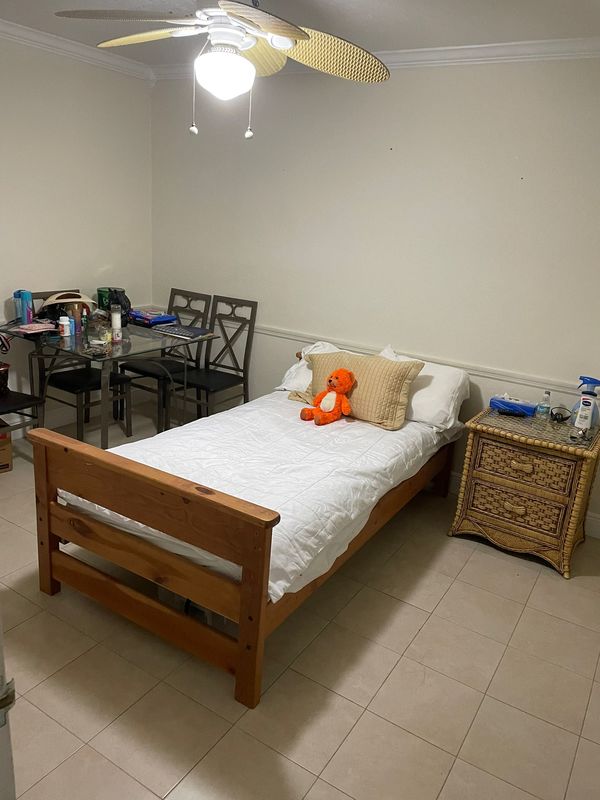 roommates in Tamarac Private Room in 3Bed.2Bath - cirtru.com