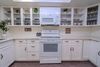 Quick access to public transportation, quiet neighborhood, and everything you need just minutes away (id. 21142)