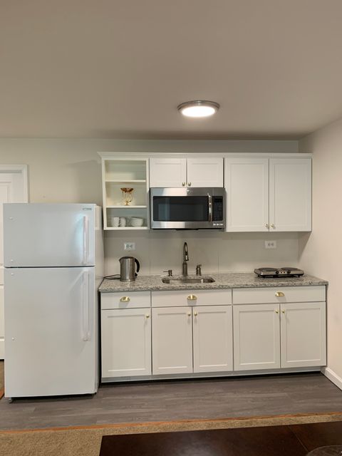 Private Room in 1Bed.1Bath