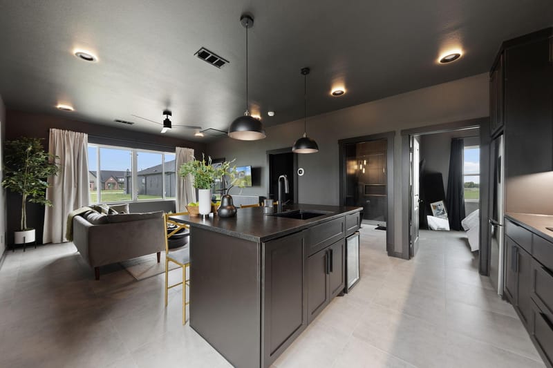 Modern Suite with Private Entry and Comfort - Waxahachie, TX (id. 41447)
