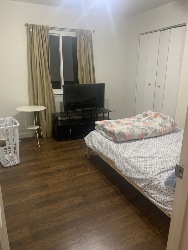 Private Room in 3Bed.3Bath