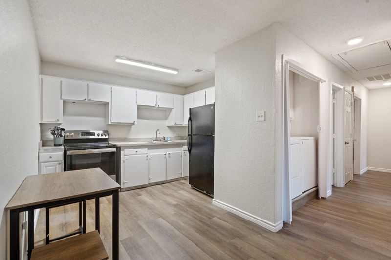 roommates in Undisclosed, Fort Worth, TX 76119 Newly renovated Comfortable Property with low number of members! In a quiet low traffic street. Fully stocked kitchen and high speed Wifi! (id. 11298) - cirtru.com