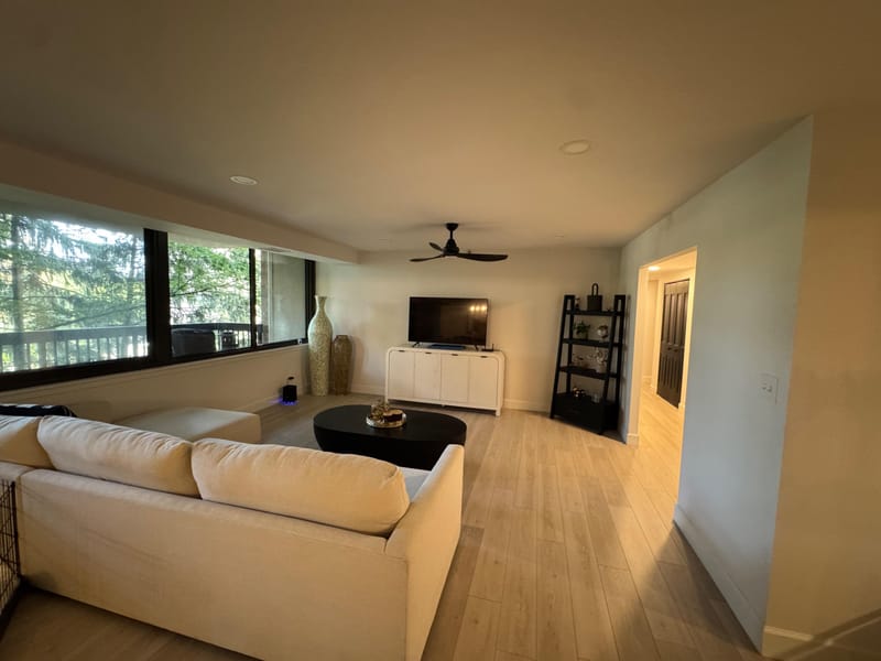 Falls Church One of a Kind (id. 43123)