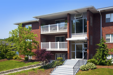 roommates in Waltham Large Bed room in a quiet locality - cirtru.com