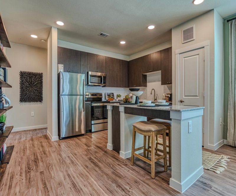 roommates in Melissa Entire Place 2Bed.2Bath - cirtru.com