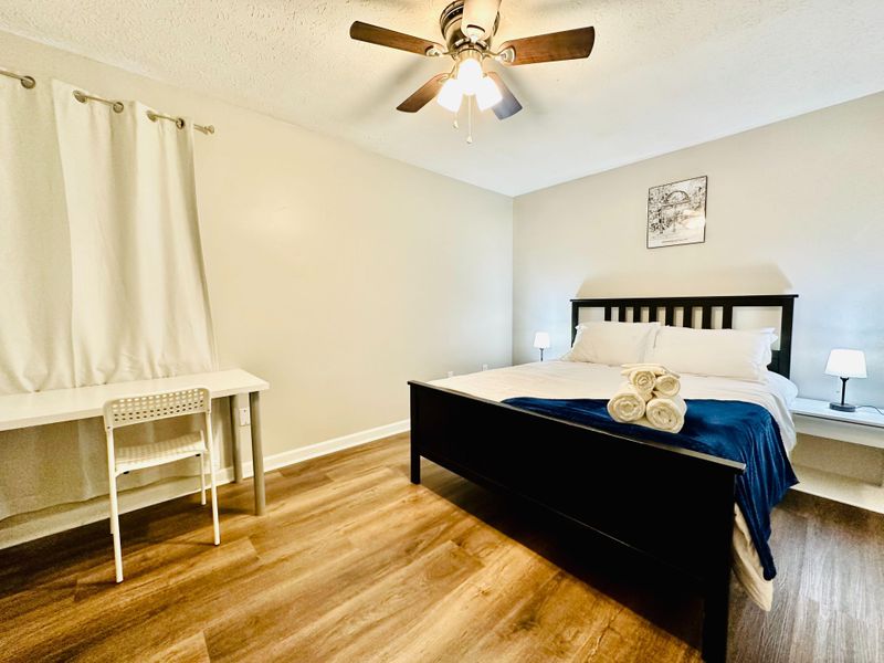 roommates in Undisclosed, Winterville, GA 30683 Cozy Furnished Room Near UGA • Utilities, Wi‑Fi & W/D Included • Safe Keyless Entry • Top Rated Host (id. 15987) - cirtru.com