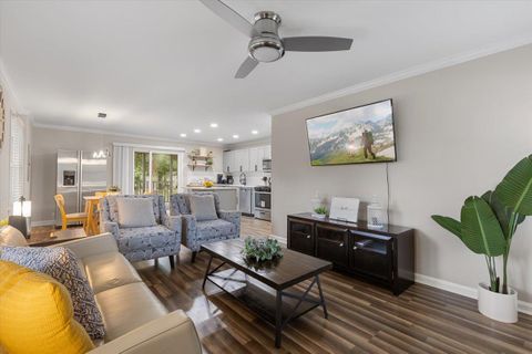 AirBnB‑Quality CoLiving - Only 3 Padmates |  Quiet, Professional Vibe | Top Raleigh Host  Hospitality & Community Focused  | All Utils Incld | Move‑In Ready (id. 17429)