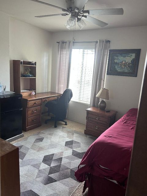 Private Room in 3Bed.2Bath