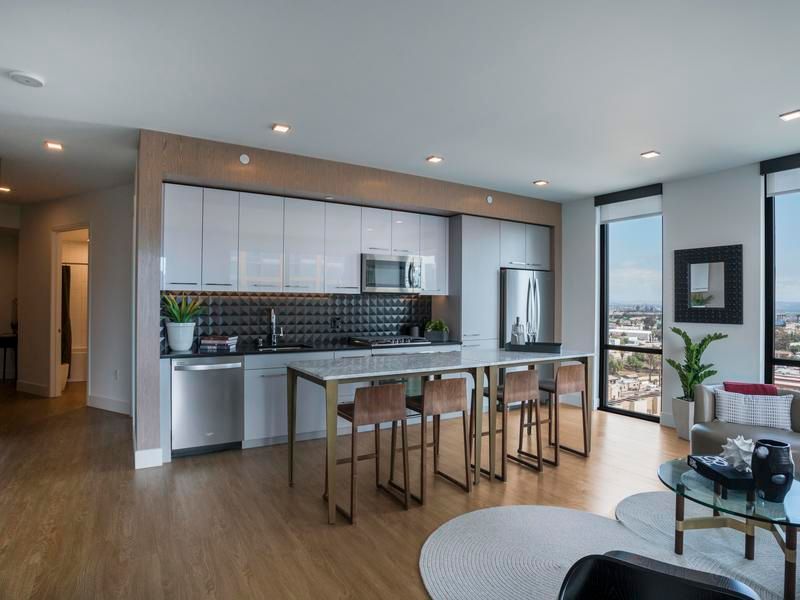 Private Room in 2Bed.2Bath